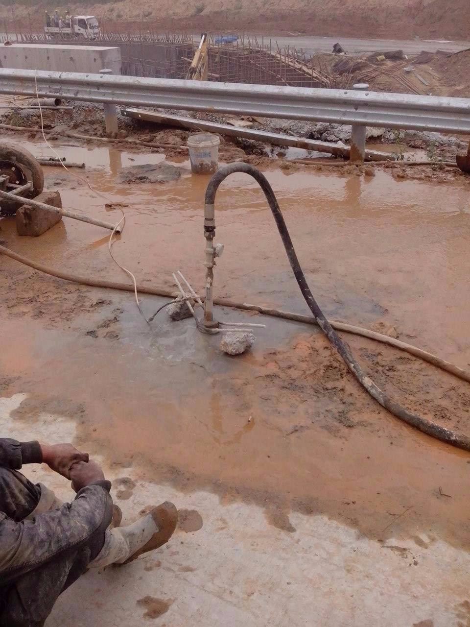 涟源路基压密注浆